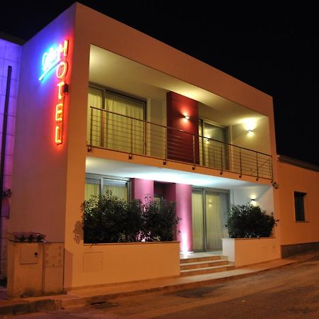 Gil'S Hotel オルビア エクステリア 写真